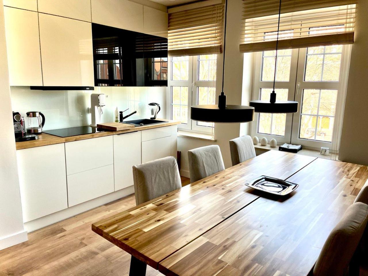 Grand Apartment - Old Town & City Center 그단스크 외부 사진